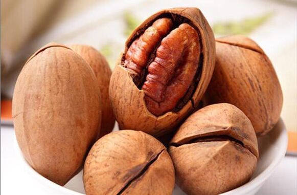 Pecan is a nut that reduces the risk of prostate cancer. 